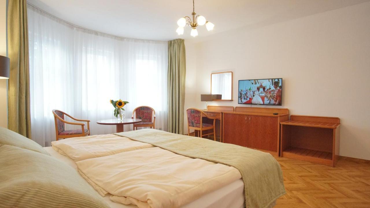 Vila Nejdek - Erzgebirge Aparthotel Екстериор снимка